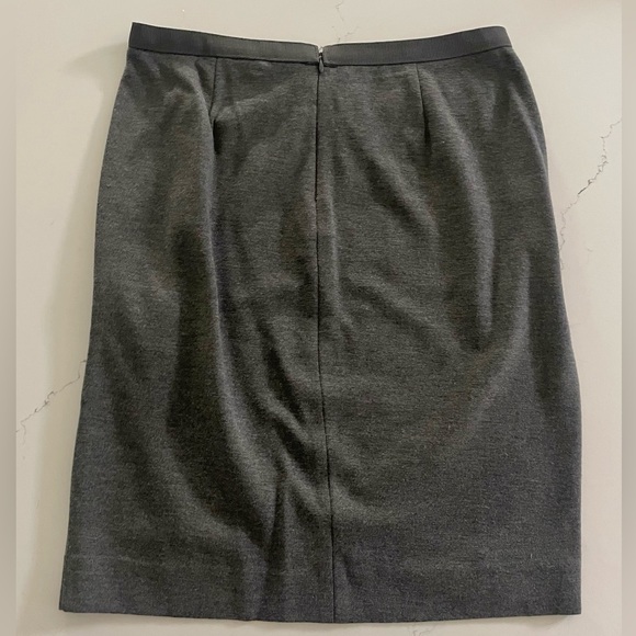 NWOT! Banana Republic Ruched Petal Skirt (US 0) - Picture 9 of 9